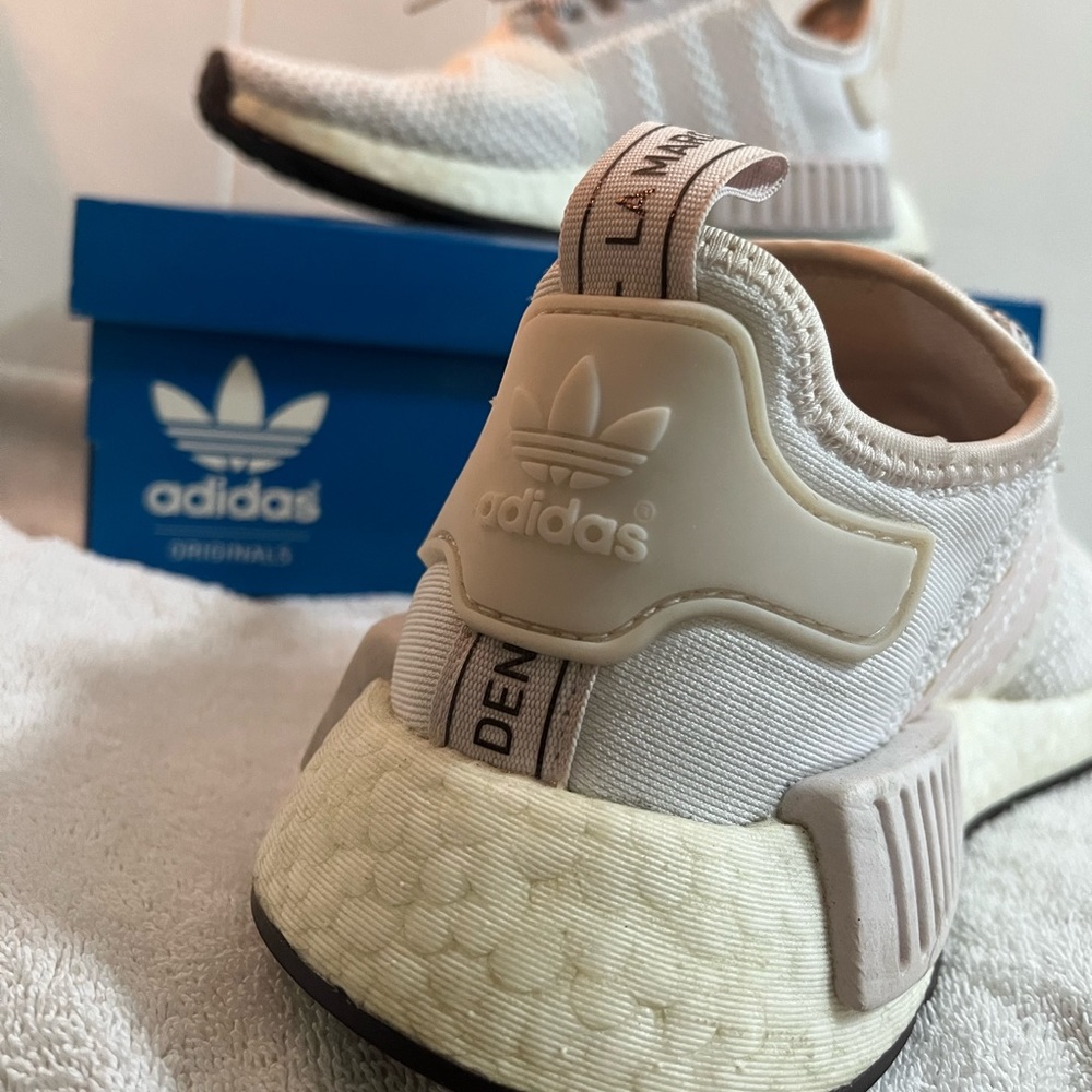 Adidas NMD R1 (pink and white)